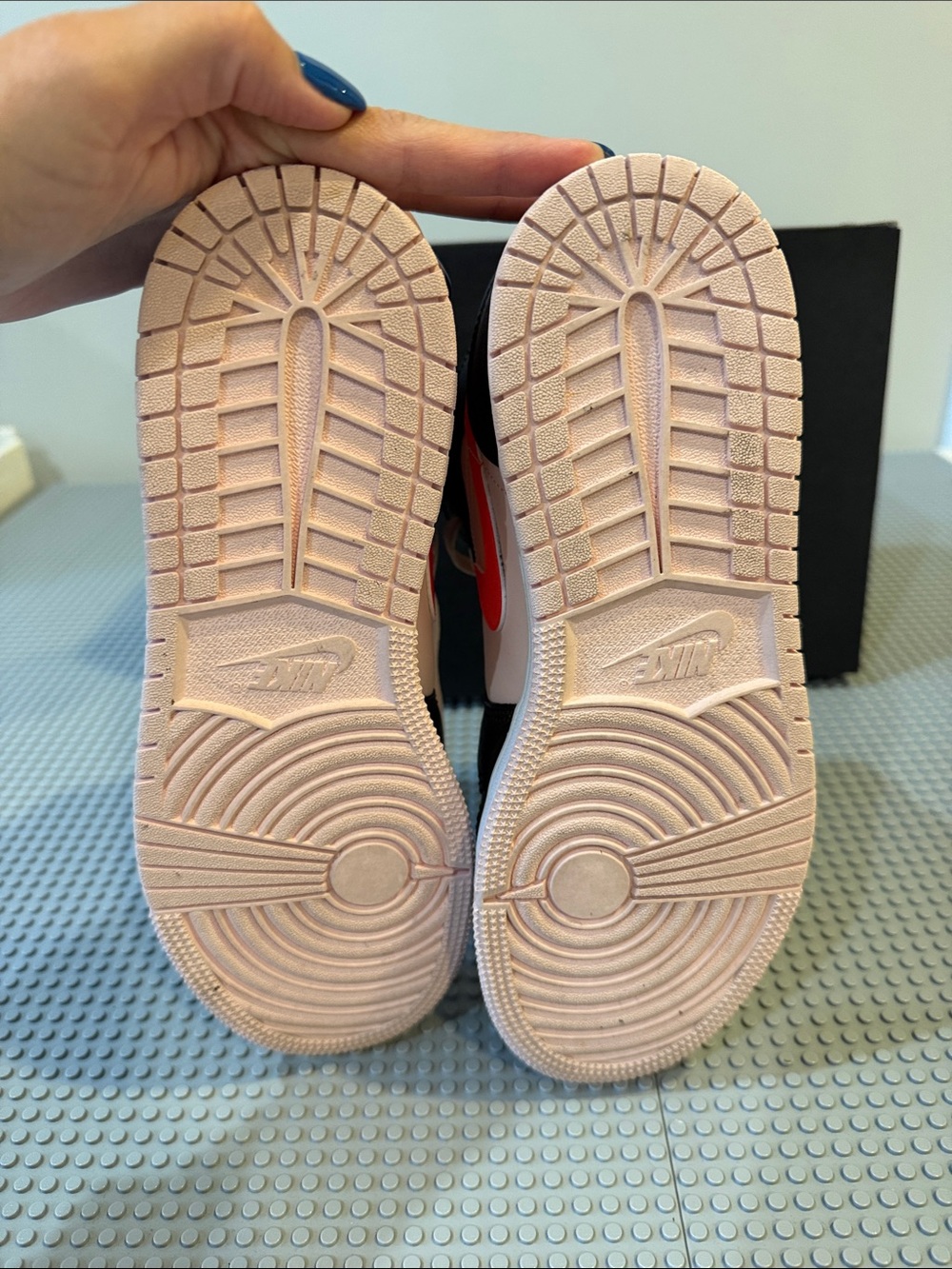 Jordan Kids Mid-Top Sneakers in Pink, Black & Red - Picture 2 of 4